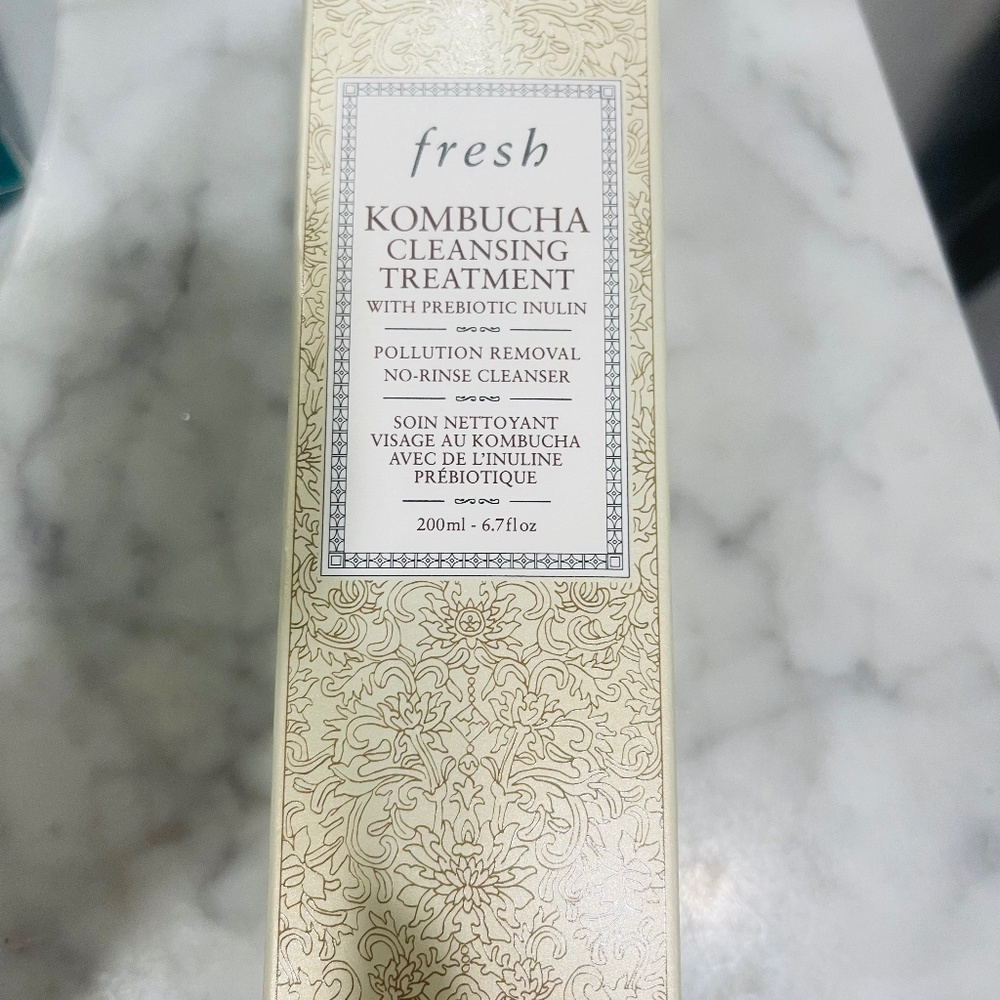 Fresh kombucha cleaning treatment